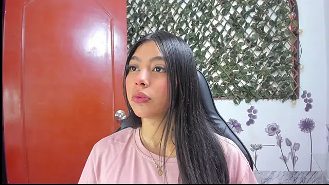 Sarahbrowm  online show from 09.27.25