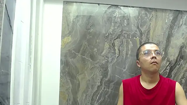 Snapshot of Andrew_Taylor09 chatting on 03.20.25 Andrew Taylor09 online show from 03.20.25