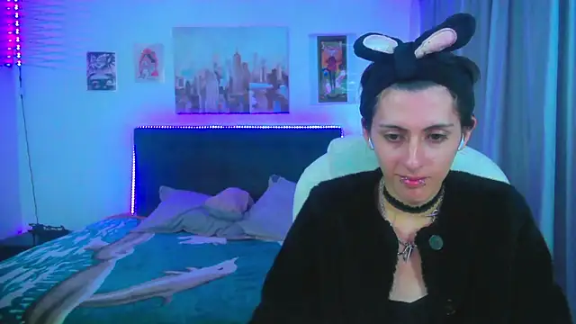 Snapshot of goth_minerva chatting on 06.15.26 goth minerva online show from 06.15.26