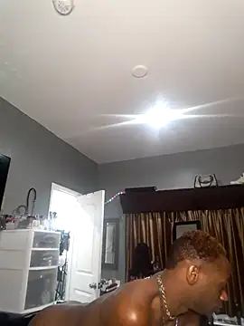 Snapshot of ItsBarbieBitcxxxx69 chatting on 12.15.25 ItsBarbieBitcxxxx69 online show from 12.15.25