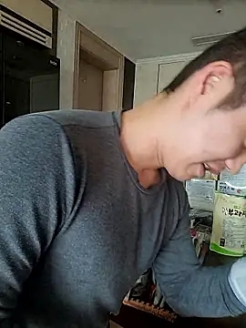 Snapshot of woonee827372 chatting on 11.22.25 woonee827372 online show from 11.22.25