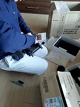 Snapshot of woonee827372 chatting on 12.01.25 woonee827372 online show from 12.01.25