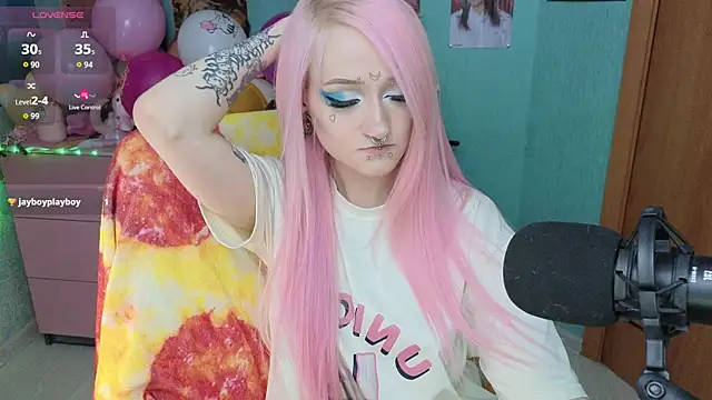 Manuela unicorn online show from 12.19.25