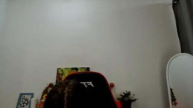 Lucky Lana online show from 11.13.25