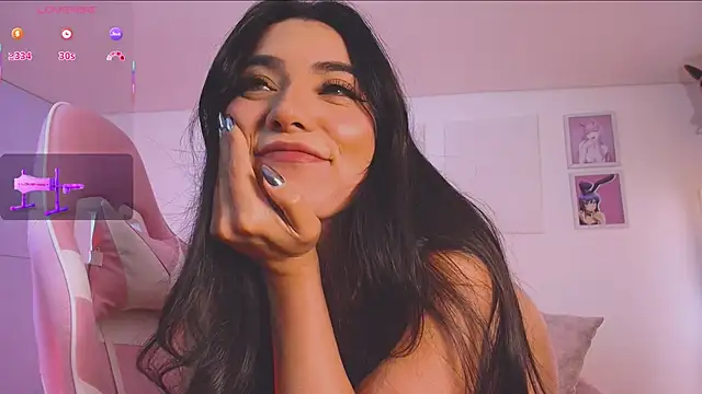 Snapshot of ariana_bae_ chatting on 09.19.25 ariana bae online show from 09.19.25