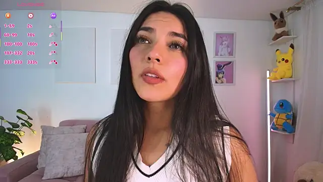 Snapshot of ariana_bae_ chatting on 12.16.25 ariana bae online show from 12.16.25