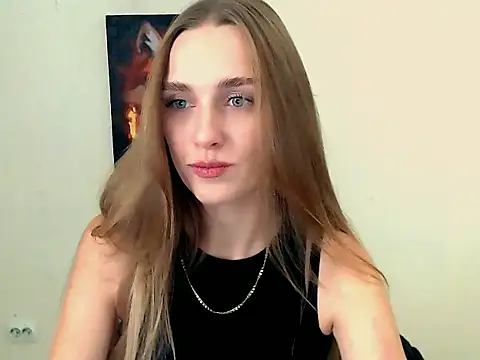 Snapshot of Doll_Angelina chatting on 10.03.25 Doll Angelina online show from 10.03.25