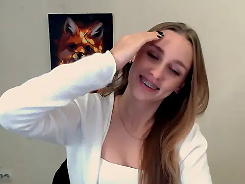 Snapshot of Doll_Angelina chatting on 10.14.25 Doll Angelina online show from 10.14.25