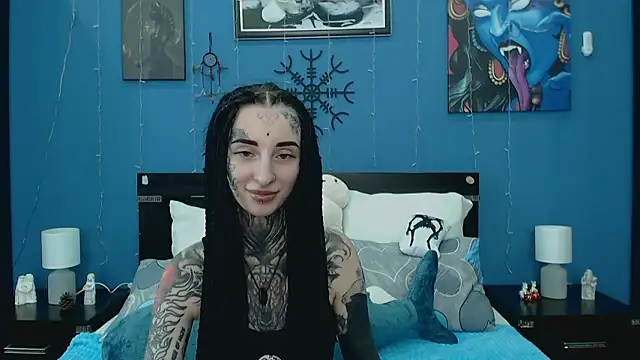 Snapshot of Velvetbat chatting on 05.16.26 Velvetbat online show from 05.16.26