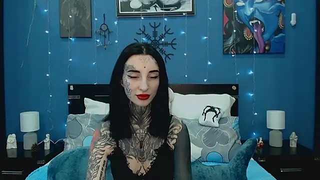 Snapshot of Velvetbat chatting on 05.22.26 Velvetbat online show from 05.22.26