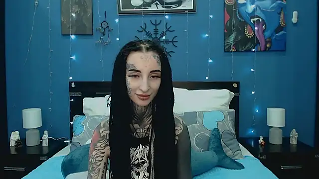 Snapshot of Velvetbat chatting on 06.26.26 Velvetbat online show from 06.26.26