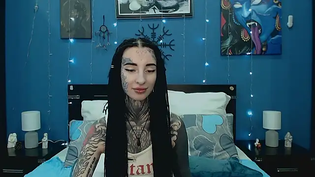 Snapshot of Velvetbat chatting on 07.19.26 Velvetbat online show from 07.19.26