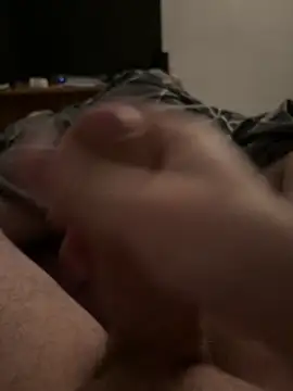 Snapshot of zakliu chatting on 03.22.25 zakliu online show from 03.22.25