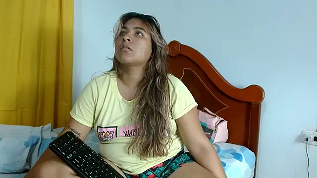 kataleyabarbara21 online show from 03.22.25