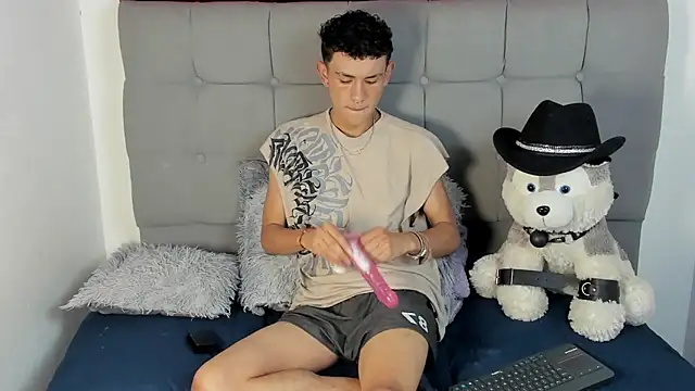 jeims hotboy online show from 06.17.26
