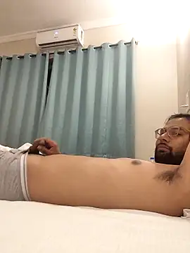 Snapshot of UAjit chatting on 11.02.25 UAjit online show from 11.02.25