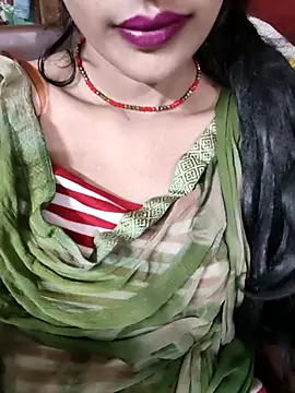 Snapshot of Eshwari_Chopra chatting on 09.15.25 Eshwari Chopra online show from 09.15.25
