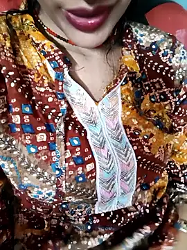 Snapshot of Eshwari_Chopra chatting on 10.16.25 Eshwari Chopra online show from 10.16.25