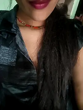 Eshwari Chopra online show from 04.27.26