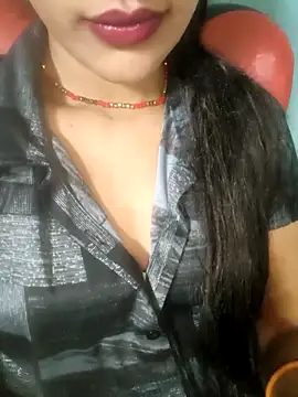 Eshwari Chopra online show from 04.27.26