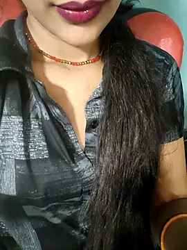 Eshwari Chopra online show from 04.28.26