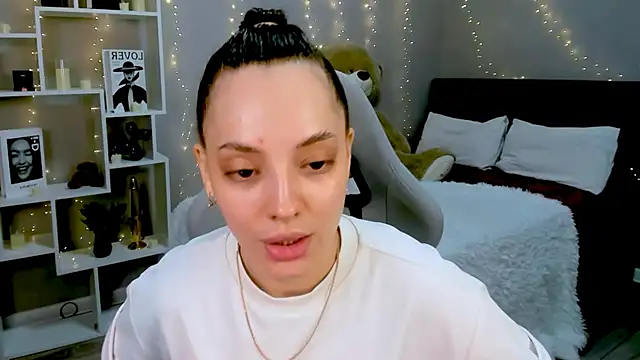 MelanieAlves online show from 02.07.26