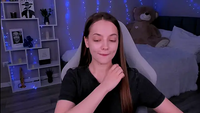 MelanieAlves online show from 04.29.26