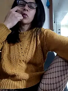 Camilitah online show from 11.04.25