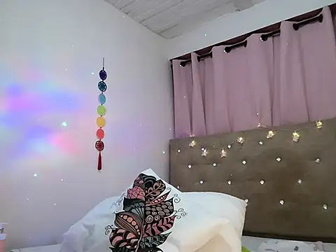 Snapshot of sofia8428 chatting on 12.05.25 sofia8428 online show from 12.05.25