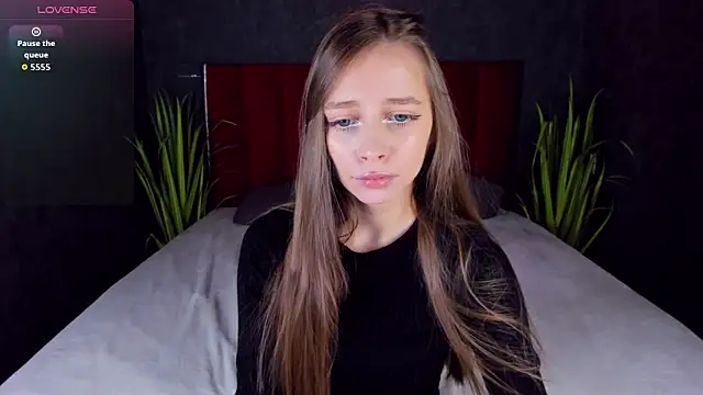 Amy Waynee online show from 09.13.25