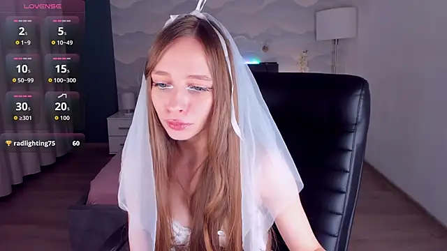 Amy Waynee online show from 10.30.25