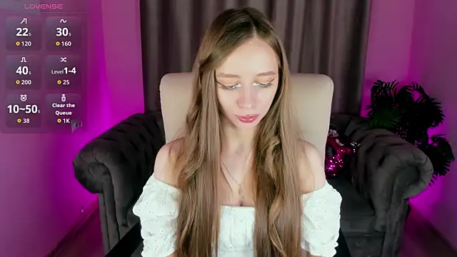 Amy Waynee online show from 11.13.25