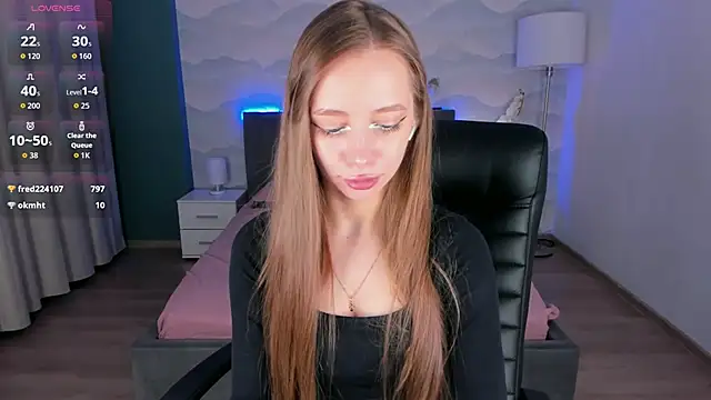 Amy Waynee online show from 12.13.25