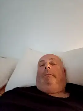 Alexis Bull online show from 03.22.25