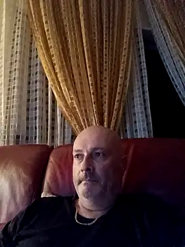 Alexis Bull online show from 09.25.25