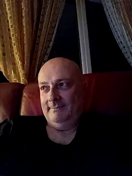 Alexis Bull online show from 04.20.26