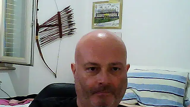 Alexis Bull online show from 06.12.26