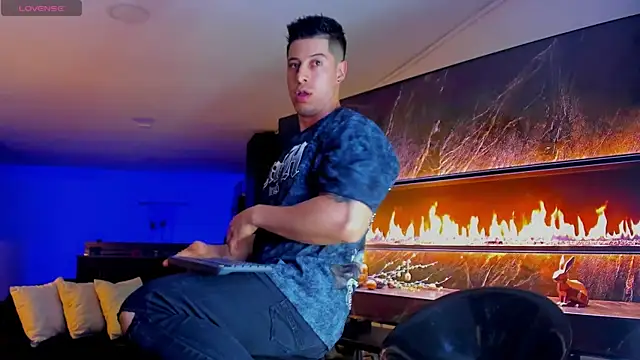 Lukas Green online show from 04.21.26