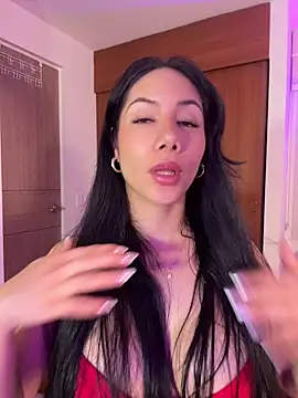 ArianaReynoldss online show from 07.18.26