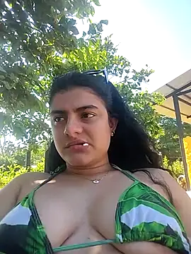 Snapshot of carlafox05 chatting on 09.11.25 carlafox05 online show from 09.11.25