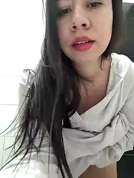 Yuli Mars online show from 12.03.25