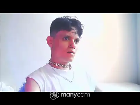 Snapshot of santihot089 chatting on 11.02.25 santihot089 online show from 11.02.25