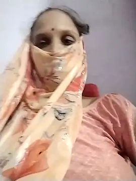 Snapshot of Soniy-Maax chatting on 09.17.25 Soniy-Maax online show from 09.17.25