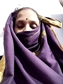 Snapshot of Soniy-Maax chatting on 04.23.26 Soniy-Maax online show from 04.23.26