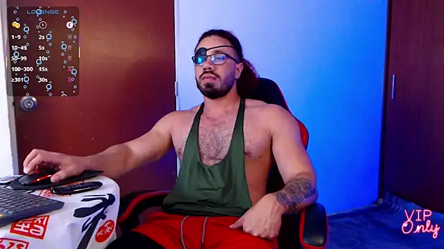 Snapshot of pirata_fitness chatting on 05.29.26 pirata fitness online show from 05.29.26
