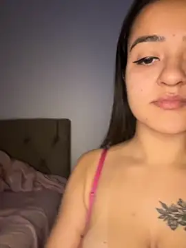 Manu 2002  online show from 10.04.25