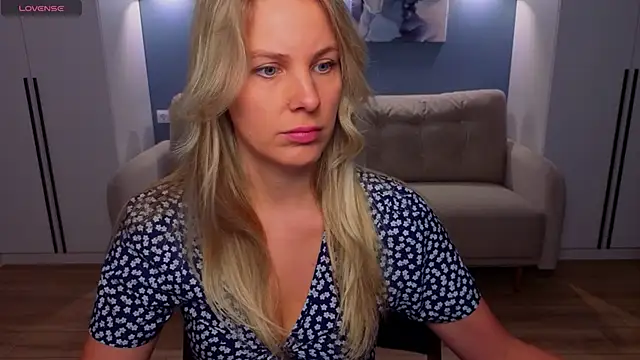 MelanieBennett online show from 06.18.26