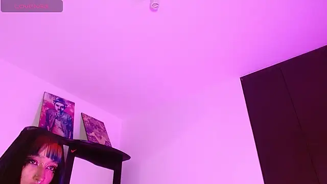 Snapshot of SharaRoss1 chatting on 01.15.26 SharaRoss1 online show from 01.15.26