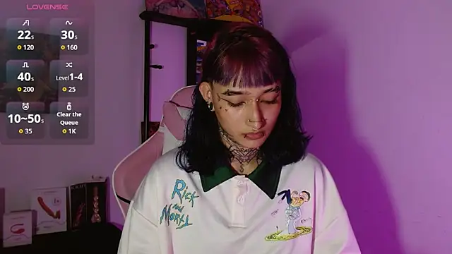 Snapshot of SharaRoss1 chatting on 02.27.26 SharaRoss1 online show from 02.27.26