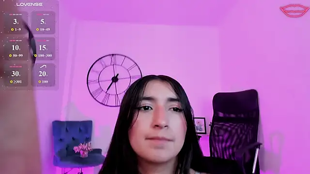 Snapshot of _Orquidea_ chatting on 02.27.26 Orquidea online show from 02.27.26